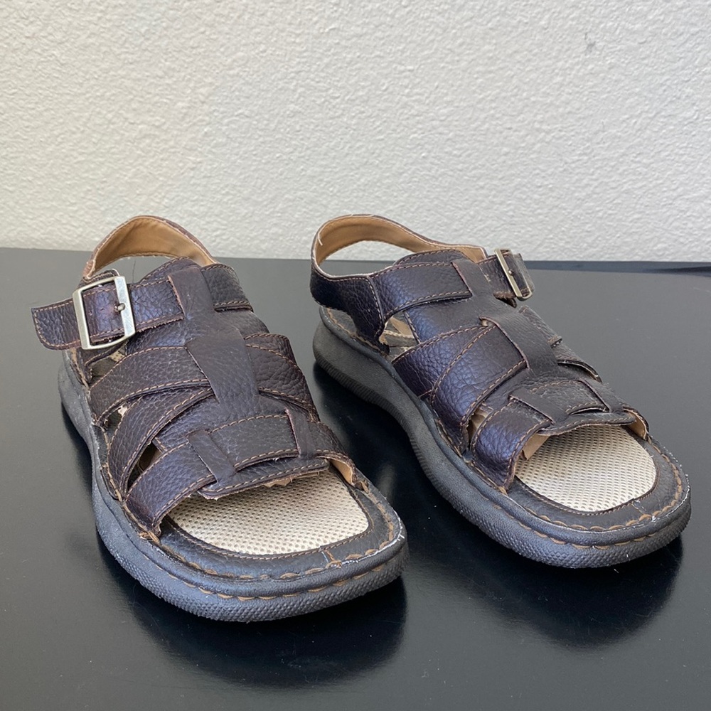 BOC mens leather sandals size 9